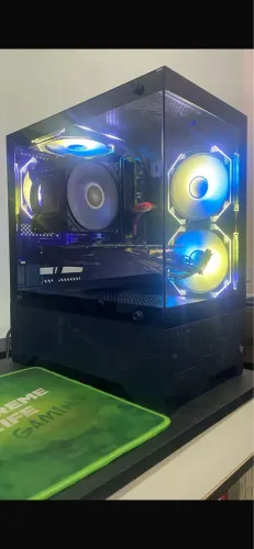 PC GAMER TOP