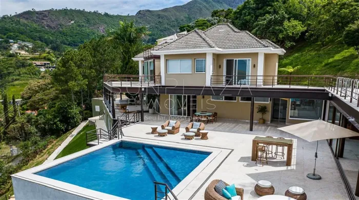 MANSÃO À VENDA EM ITAIPAVA - PETRÓPOLIS, CONDOMÍNIO QUINTA DO LAGO