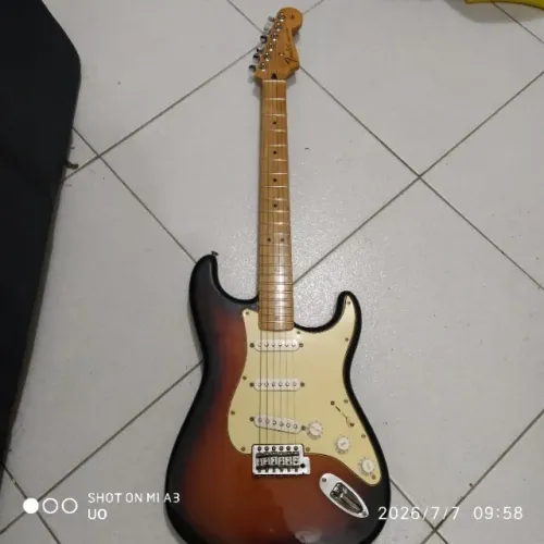 Guitarra  Fender Sratocastere