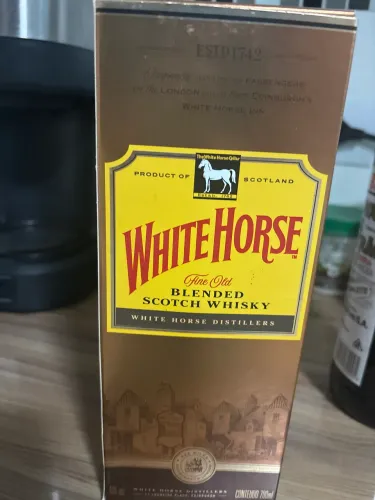 White horse 700ml
