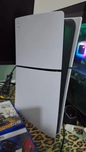 PlayStation 5 slim mídia física 