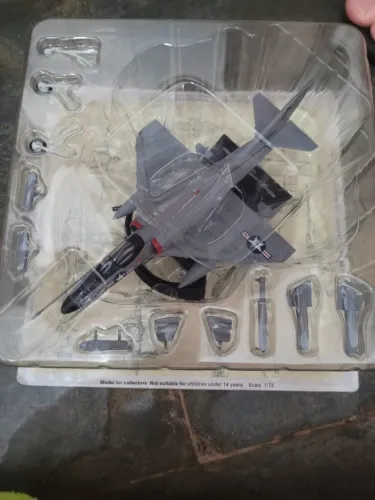 ? COLEÇÃO - AVIÕES DE COMBATE - PLANETA DEAGOSTINI ?