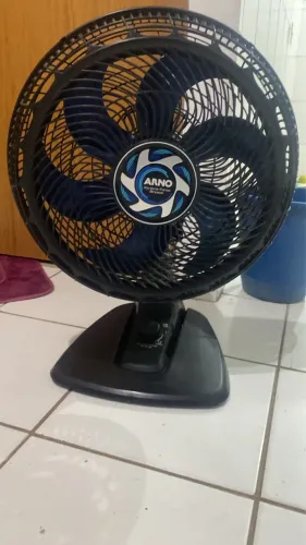 Ventilador semi novo