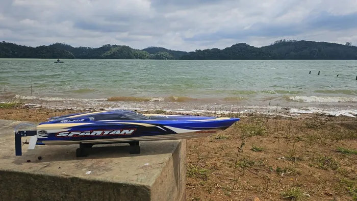 Traxxas Spartan 6s