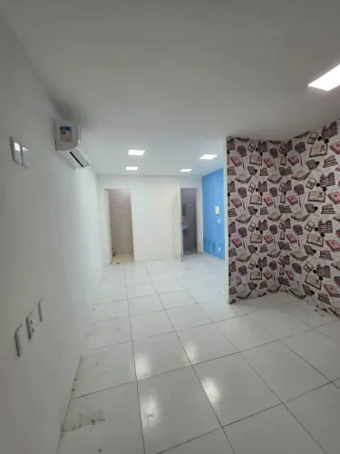 Espaço Comercial de 30m² para Locação no Parque Manibura | Excelente Localização