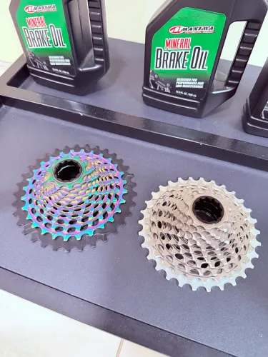 Cassete SRAM red 12/13 velocidades E1 Rainbow é Normal