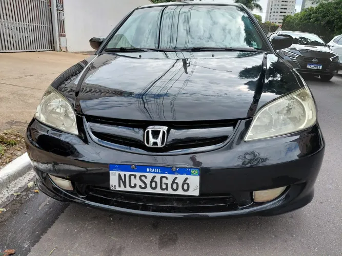 Honda Civic Sedan LX 1.7 16V 115cv Mec. 4P 2005