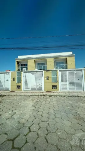 SOBRADO EM ITAPEMA, COM 03 DORMS., 02 VAGAS FINANCIÁVELl!!! Morretes