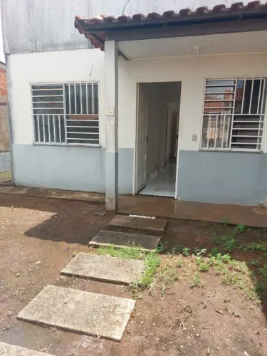 Alugo Casa Condomínio Vila Rio Verde