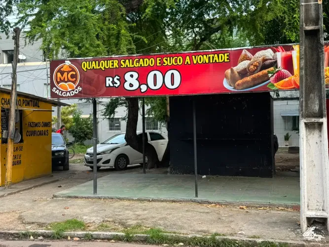 Imóvel para aluguel possui 50 metros quadrados em Jatiúca - Maceió - AL