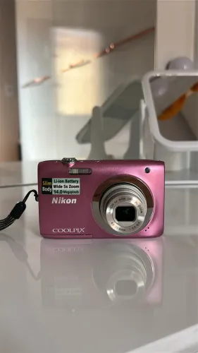 Câmera Digital Nikon Coolpix - Ótimo Estado | Completa