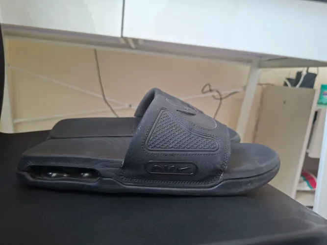Chinelo nike air 