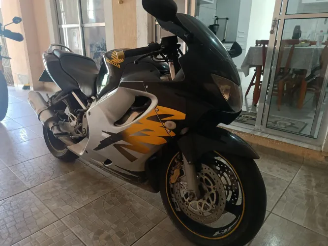 Honda CRB 600F Raridade