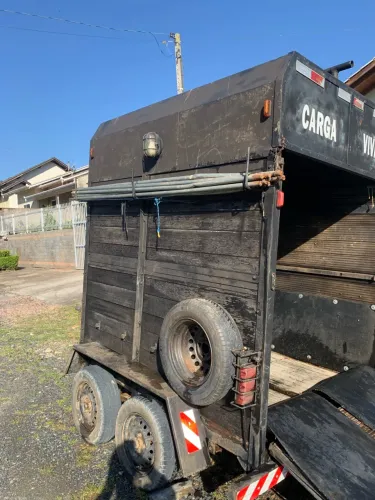 Carretinha para dois cavalos 