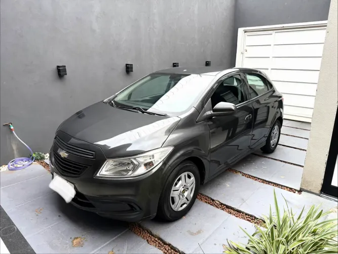 Chevrolet Onix JOY Hatch 1.0 8V Flex Mec. 4P 2018