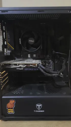PC GAMER Ryzen 5500, gtx 1660 super