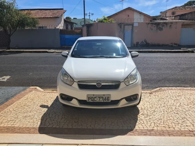 Fiat Grand Siena Attrac. 1.4 EVO F.flex 8V 2016