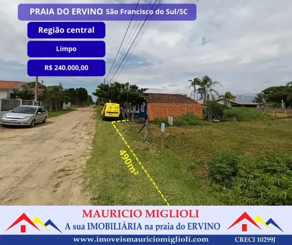 Lote / terreno limpo em região central na Praia do Ervino