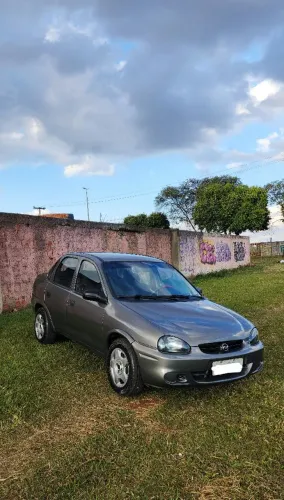 Volkswagen Gol (novo) 1.0 MI Total Flex 8V 4P 2012