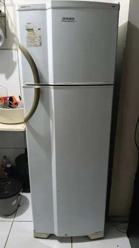 Geladeira dako degelo seco
