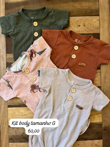 Vendo roupas infantis
