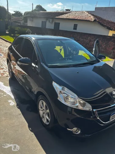 Peugeot 208 Active Pack 1.6 Flex 16V 5P Aut. 2015