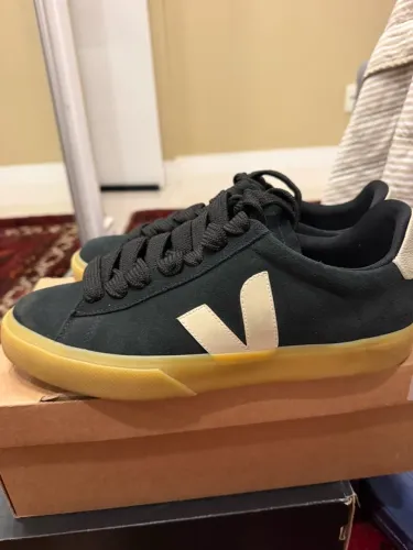 Tênis VEJA Campo Bold Camurça Preto Pierre tamanho 42