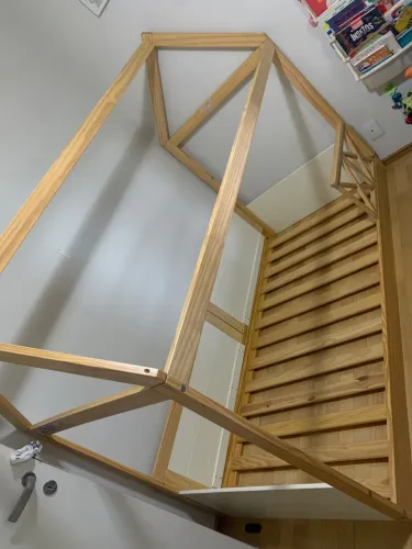 Cama Montessori Casinha em Madeira - Excelente Estado