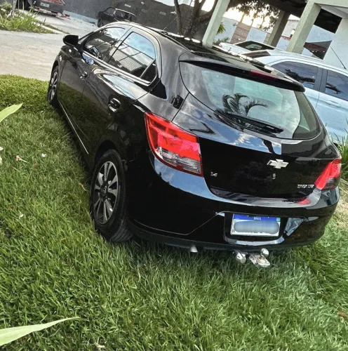 Chevrolet Onix Hatch LTZ 1.4 8V Flex Power Mec. 4P 2015