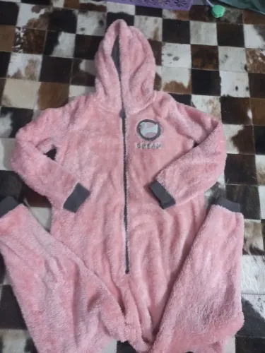Roupas de menina de 6 a 10 anos muitas novas apartir de 20 reais