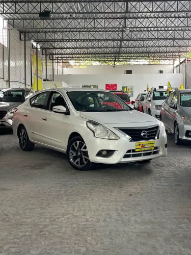 Nissan Versa Unique 1.6 16V Flex 4P Mec. 2016