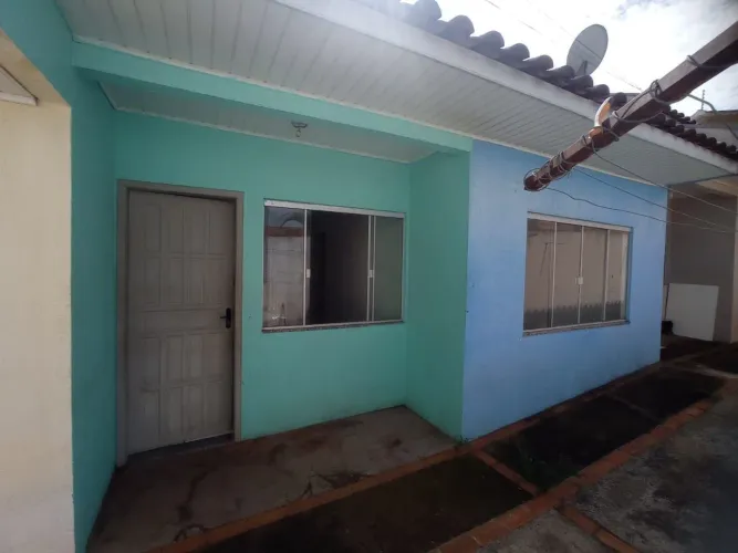 Alugo Casa 55m2 Jd Canada