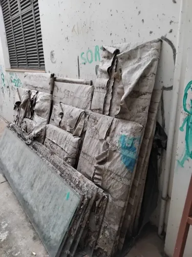 Vidro temperado diversos tamanhos portas de vidro de correr com trincos Janelas de Vidros