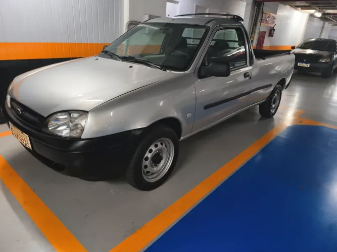 Ford Courier 1.6 L/ 1.6 Flex 2012