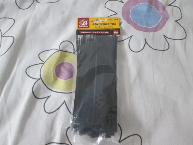 Kit com 100 Abraçadeira de Nylon Enforca Gato - Preto