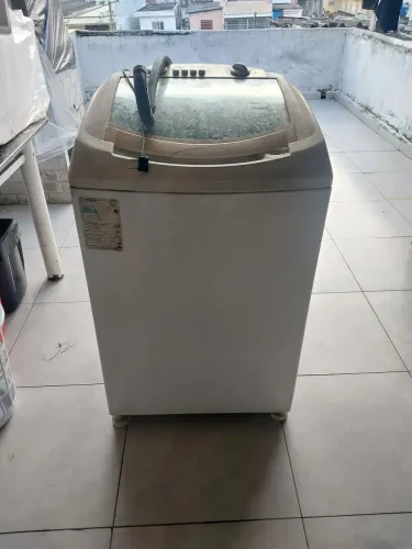 Maquina de lavar 