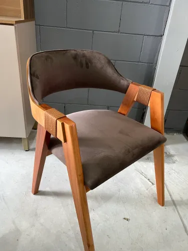 Cadeira Poltrona Veludo Marrom NOVO ULTIMAS UNIDADES