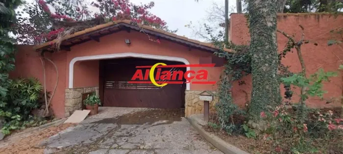 Excelente Sobrado em Mairiporã, 04 dorm, 02 suites, 08 vagas, 1.358 de terre e 465 de área