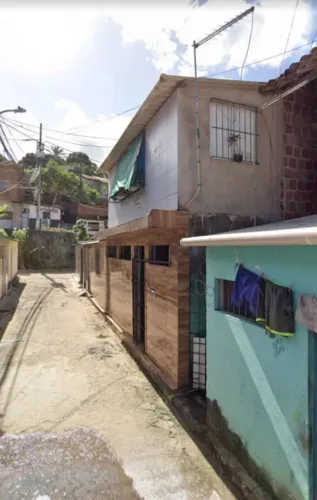 Linda casa vem mora perto de tudo 