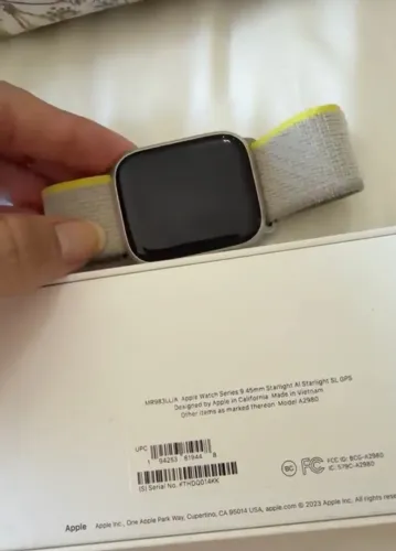 Aplee watch