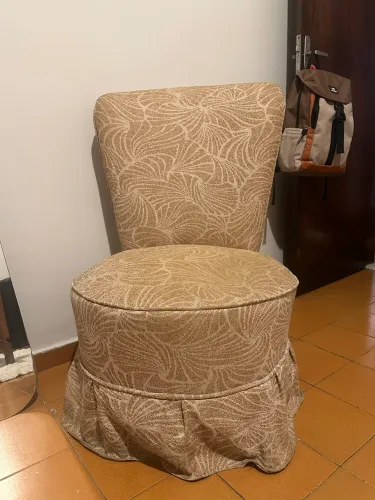 poltrona estofada antiga