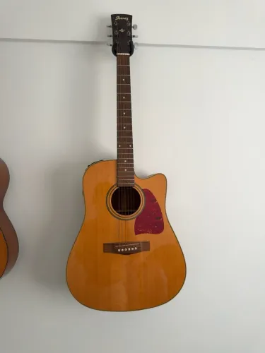 Ibanez Artwood AW10CE-NT 2004 com Fishman e tampo maciço