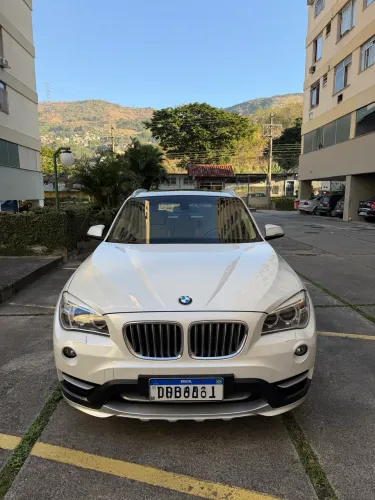 BMW X1 Sdrive 20I X-line 2.0 TB Active Flex 2015