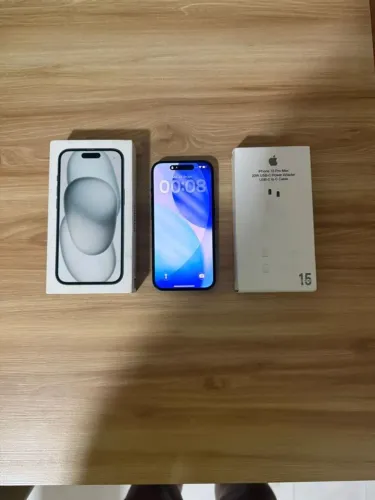 iPhone 15 128GB NOVO !