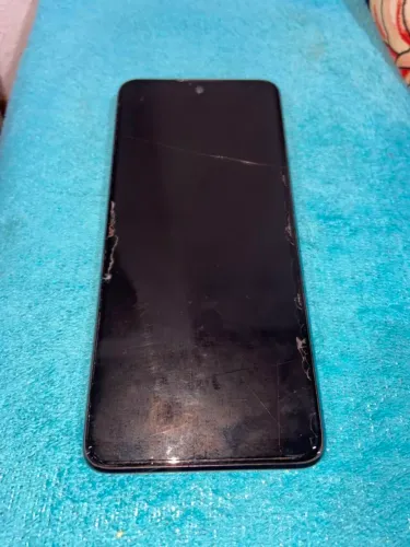 Moto G14 violeta