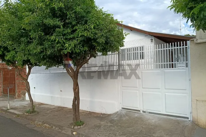 Casa para locação no Labate por R$ 2.000,00