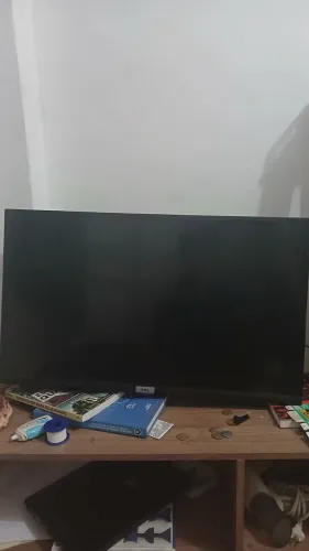 TV TCL 32 sem controle