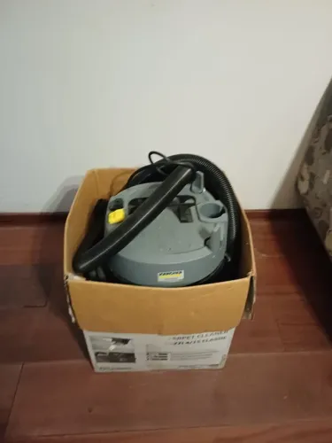 EXTRATORA KARCHER PROFISSIONAL
