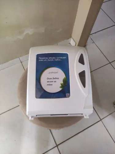 Dispenser de papel toalha