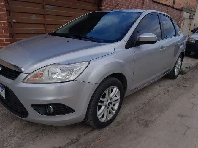 Ford Focus Sedan 2.0 16v/2.0 16V Flex 4P Aut. 2013